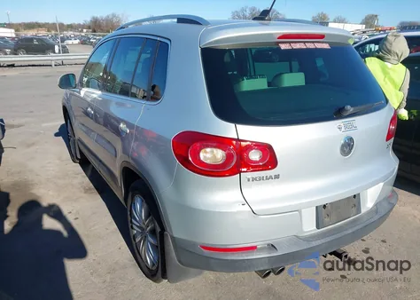 2011 Volkswagen Tiguan Se из США, поврежденный, VIN WVGAV7AX1BW521721